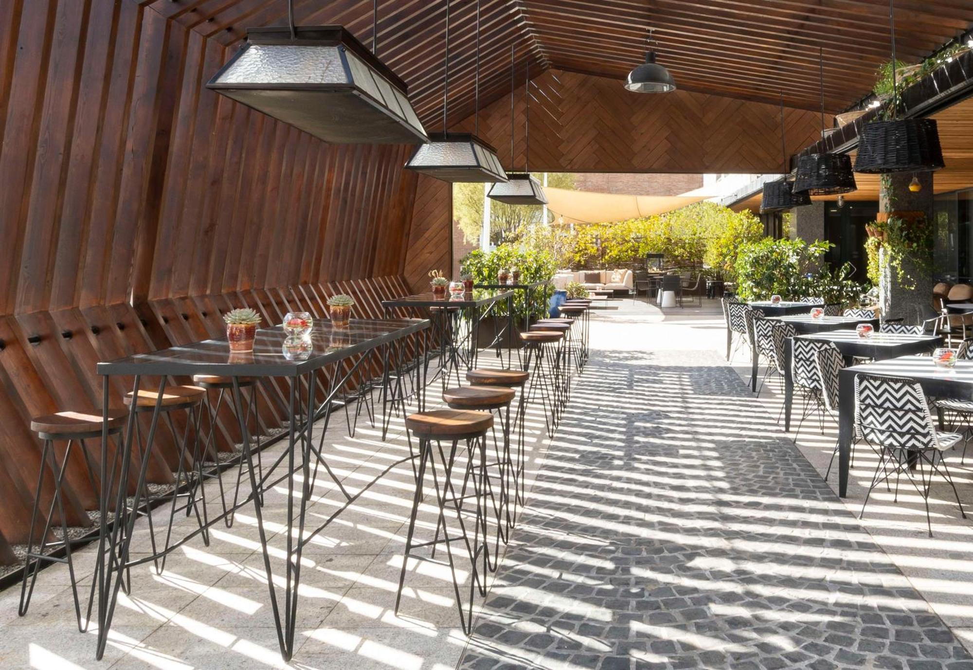 Nh Madrid Ventas Hotel Bagian luar foto
